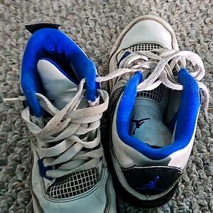 Boys retro 4 jordans